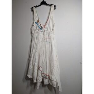 Sol Clothing Distressed Dress